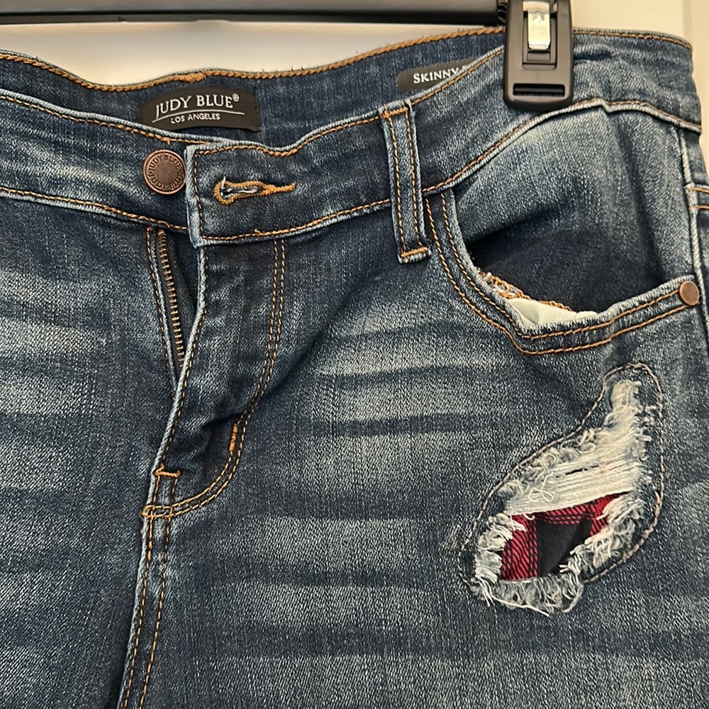 Judy Blue skinny fit distressed jeans with buffalo plaid size 13